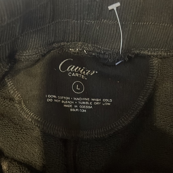 Caviar Cartel shorts Sz L - Picture 2 of 6